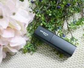 한번 바르고 ,두세번 바를때 , 색감이 다 달라서 하나