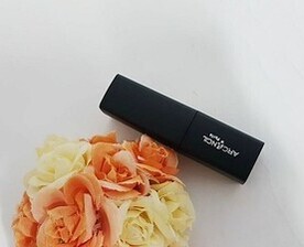 프랑스 색조 화장품 아칸실 립스틱으로 매력 발산해 보아